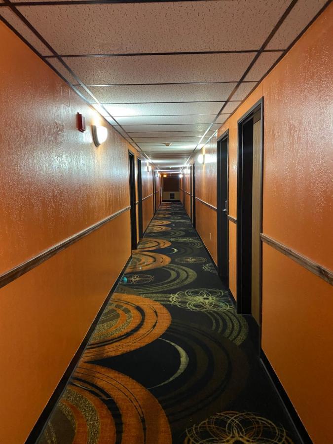 America'S Stay Inn Stewartville Екстер'єр фото