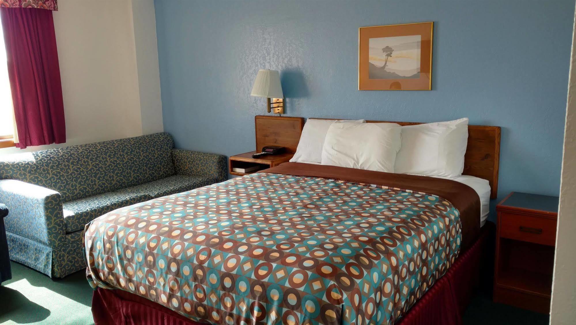 America'S Stay Inn Stewartville Екстер'єр фото
