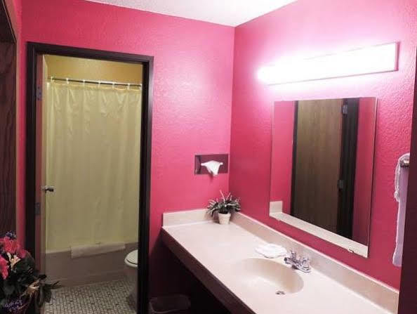 America'S Stay Inn Stewartville Екстер'єр фото