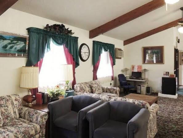 America'S Stay Inn Stewartville Екстер'єр фото